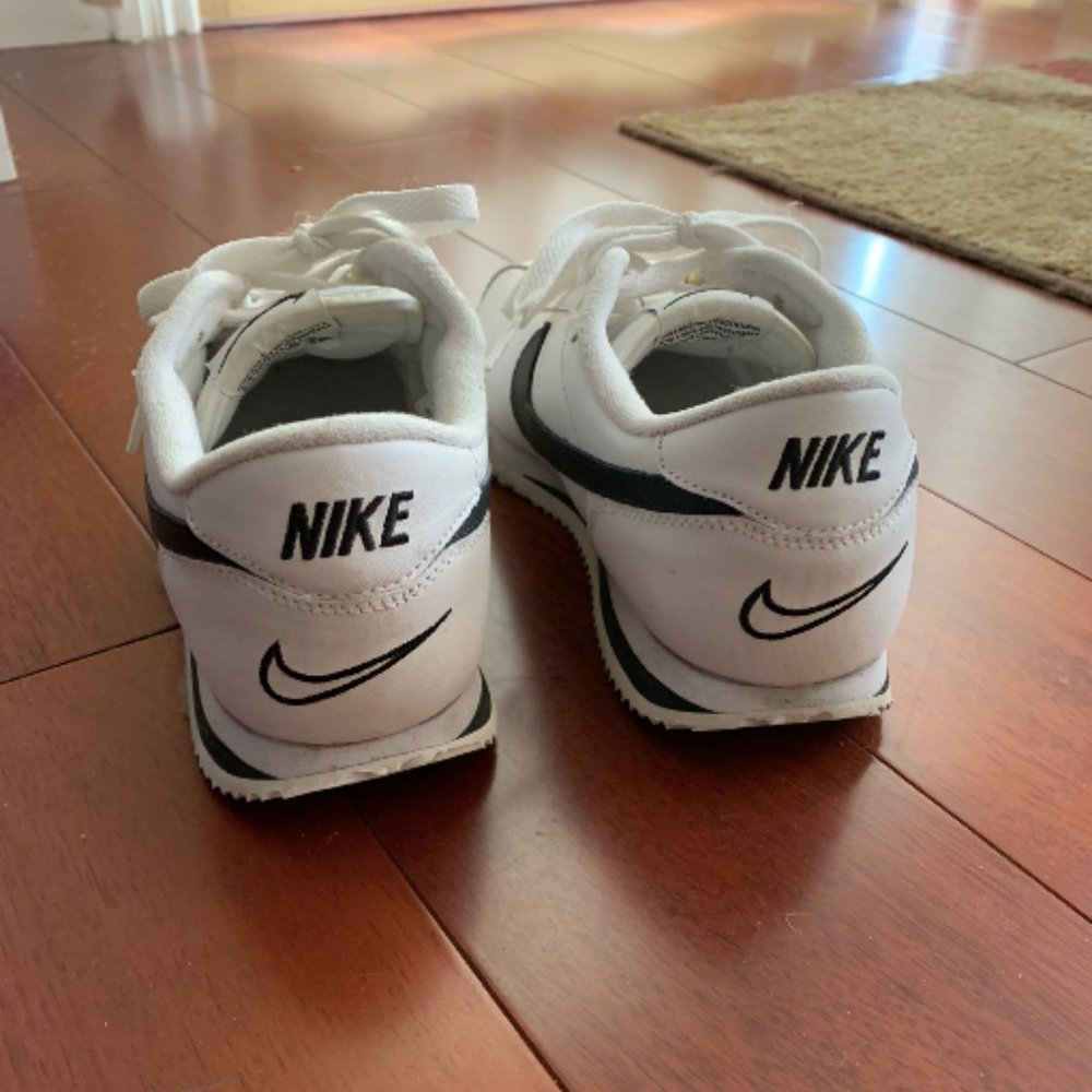 Nike Cortez Basic - image 3